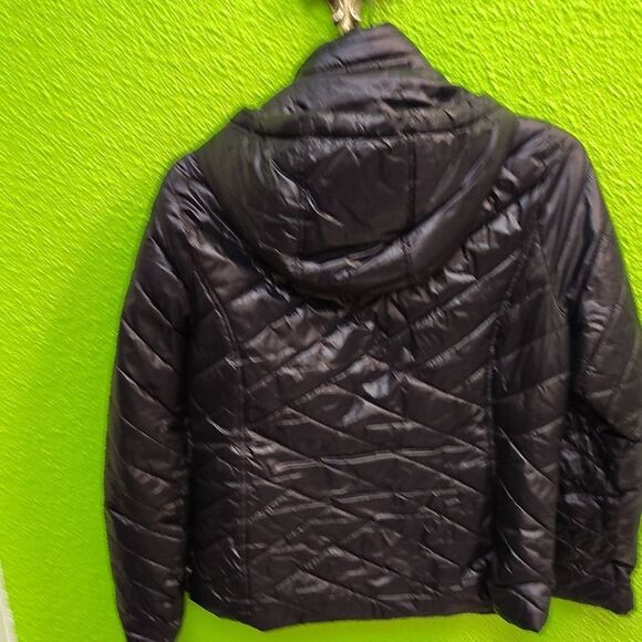 Tek Gear Black Quilted Jacket with Red Accents - Picture 3 of 3